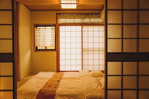 3 bedrooms, desk, iron/ironing board, free WiFi - Hearts Hometown  Dragon / Kyoto Kyōto (Kyoto)