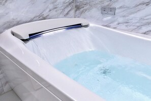 Baignoire à remous intérieure