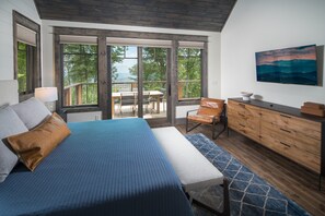 Smart-TV, peis, musikkbibliotek og filmbibliotek