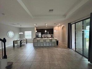 Dining - Exquisite Retreat: Luxurious 4BR Pool Home in Gated Balmoral Resort (Haines City)