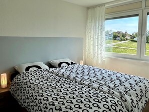 1 室のベッドルーム、WiFi、ベッドシーツ