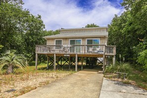 Exterior - Shore 'Nuf - 3 BR Oceanside in Duck (Duck)