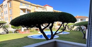 Unclassified image, 5 of 35, button - Sol Cambrils, heated parking and swimming pool (CAMBRILS)