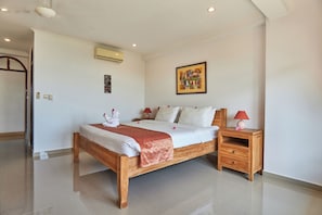 Standard Double Room, Ocean View - Attara Hills Sunset Villa Senggigi (Senggigi)