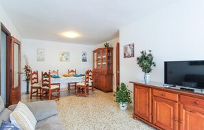 Smart TV - 4 bedroom gorgeous apartment in Málaga (Málaga)
