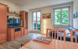 TV - 2 bedroom stunning apartment in Pirna (Pirna)