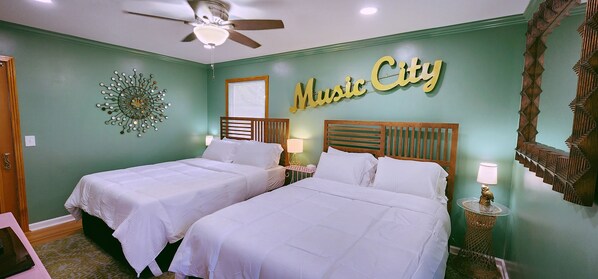 3 室のベ�ッドルーム、アイロン / アイロン台、WiFi (無料)、ベッドシーツ