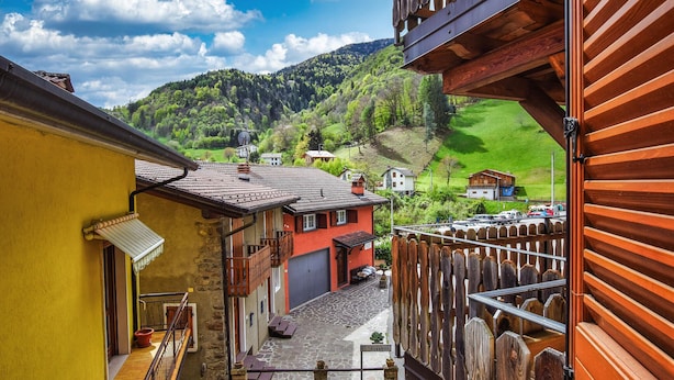 Unclassified image, 1 of 31, button - Awesome apartment in Pezzoro (Pezzoro)