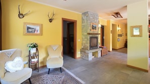 Unclassified image, 3 of 31, button - Awesome apartment in Pezzoro (Pezzoro)