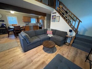 Smart TV, fireplace, books