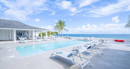 La Perla Palais - Luxury Villa on Private Beach