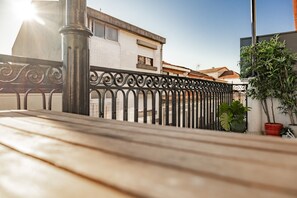 Studio | 1 bedroom - Nomad s Netto Subway - Romantic Terrace (Porto)