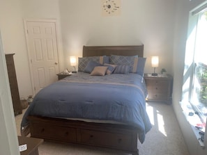 4 Schlafzimmer, Bügeleisen/Bügelbrett, WLAN, Bettwäsche