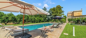Villa Vallone Luxury With Pool, Galatina, Italy
