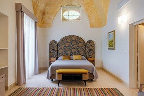7 bedrooms, iron/ironing board, free WiFi, bed sheets - Villa Vallone Luxury With Pool, Galatina, Italy (Galatina)