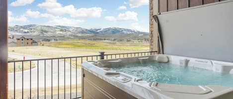 Bain à remous extérieur