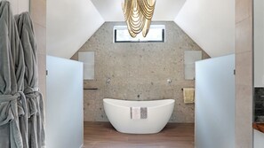 Douche, séchoir à cheveux