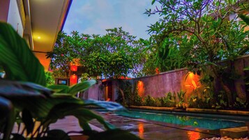 Deluxe Double Room, Balcony, Pool View | Garden view