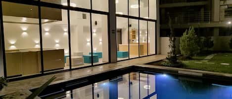 Piscine extérieure, piscine chauffée