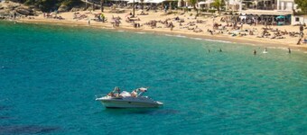 Les Roques 6 in Roses