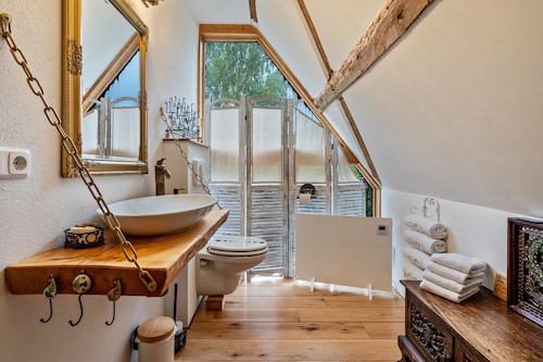 Holiday Home 'Wohlfühlurlaub In Der Scheune' with Private Terrace, Wi-Fi and Air Conditioning