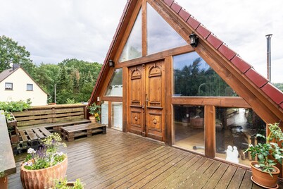 Holiday Home 'Wohlfühlurlaub In Der Scheune' with Private Terrace, Wi-Fi and Air Conditioning