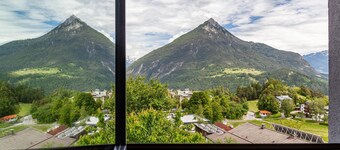 Appartement "Apart Elias" avec vue sur les montagnes, terrasse partagée et Wi-Fi