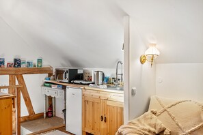 Interior - Holiday Home 'Tiny House An Der Werra' with Private Terrace, Wi-Fi and Air Conditioning (Bad Sooden-Allendorf)