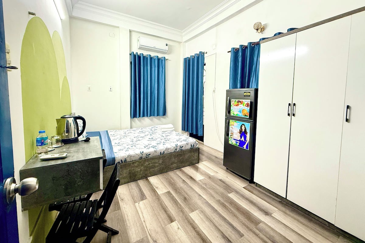 Deluxe Double Room, City View