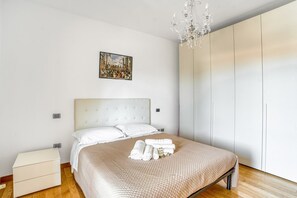 2 chambres, bureau, fer et planche à repasser, Wi-Fi