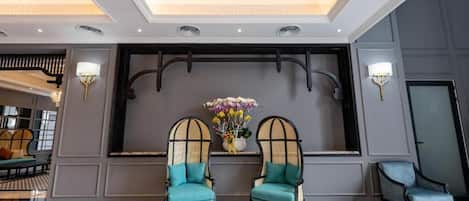 Sala de estar en el lobby