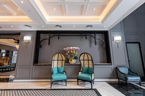 ロビー応接スペース