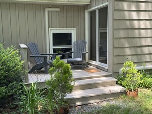 Exterior detail - Rogers Lake House (87) · CT College+Beach+USCGA (Old Lyme)