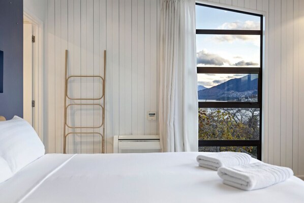 3 Schlafzimmer, Schreibtisch, Bügeleisen/Bügelbrett, kostenloses WLAN