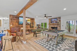 Spielezimmer