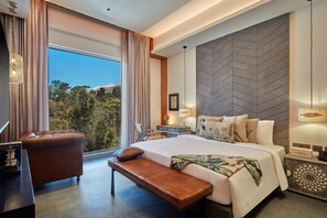 Sengetøy av topp kvalitet, minibar og strykejern/-brett