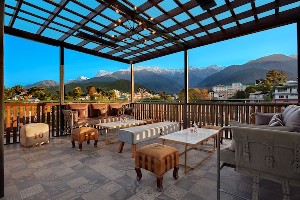 Deluxe Double Room | Terrace/patio