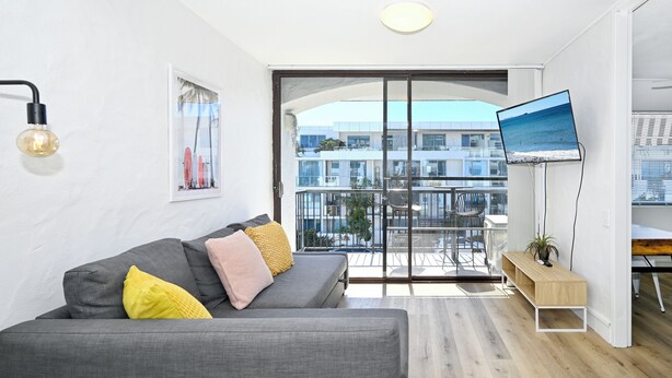 Smart TV - Alex Headland Ocean Escape | Pool & Views (Sunshine Coast)