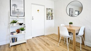Dining - Alex Headland Ocean Escape | Pool & Views (Sunshine Coast)