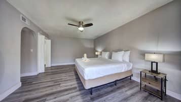 2 bedrooms, iron/ironing board, WiFi, bed sheets