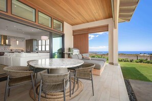 Outdoor dining - Amaui Villas 11 Three Bedroom (Kamuela)