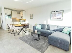 TV connectée, lecteur de DVD, chaîne hi-fi