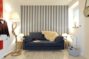 Fernseher, Stereoanlage