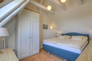 1 bedroom, iron/ironing board, free WiFi, bed sheets - In the Riechey Villa (Burg auf Fehmarn)