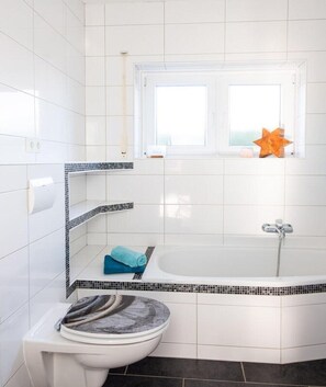 淋浴設備、風筒、提供毛巾