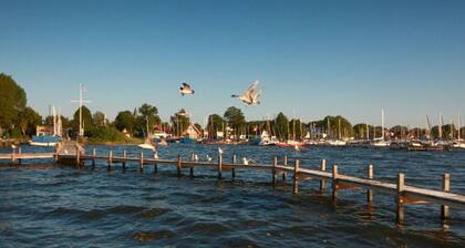 Lüerßen directly by the sea (apartment 2)