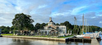 Waterfront Villa Near Groningen