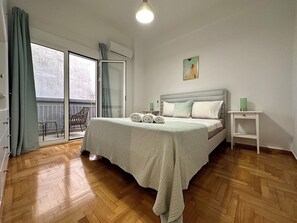 2 室のベッドルーム、アイロン / アイロン台、WiFi、ベッドシーツ