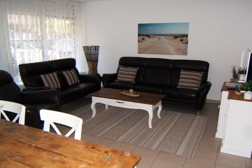 “Seagull Street” 21 | Merchant