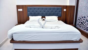 8 chambres, Wi-Fi, draps fournis